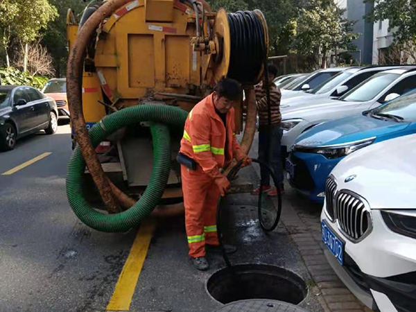 南郊排污管道清淤